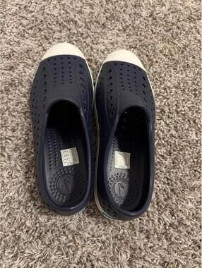 Native Navy Sandals Size Size 7 Mens / Size 9 Women’s
